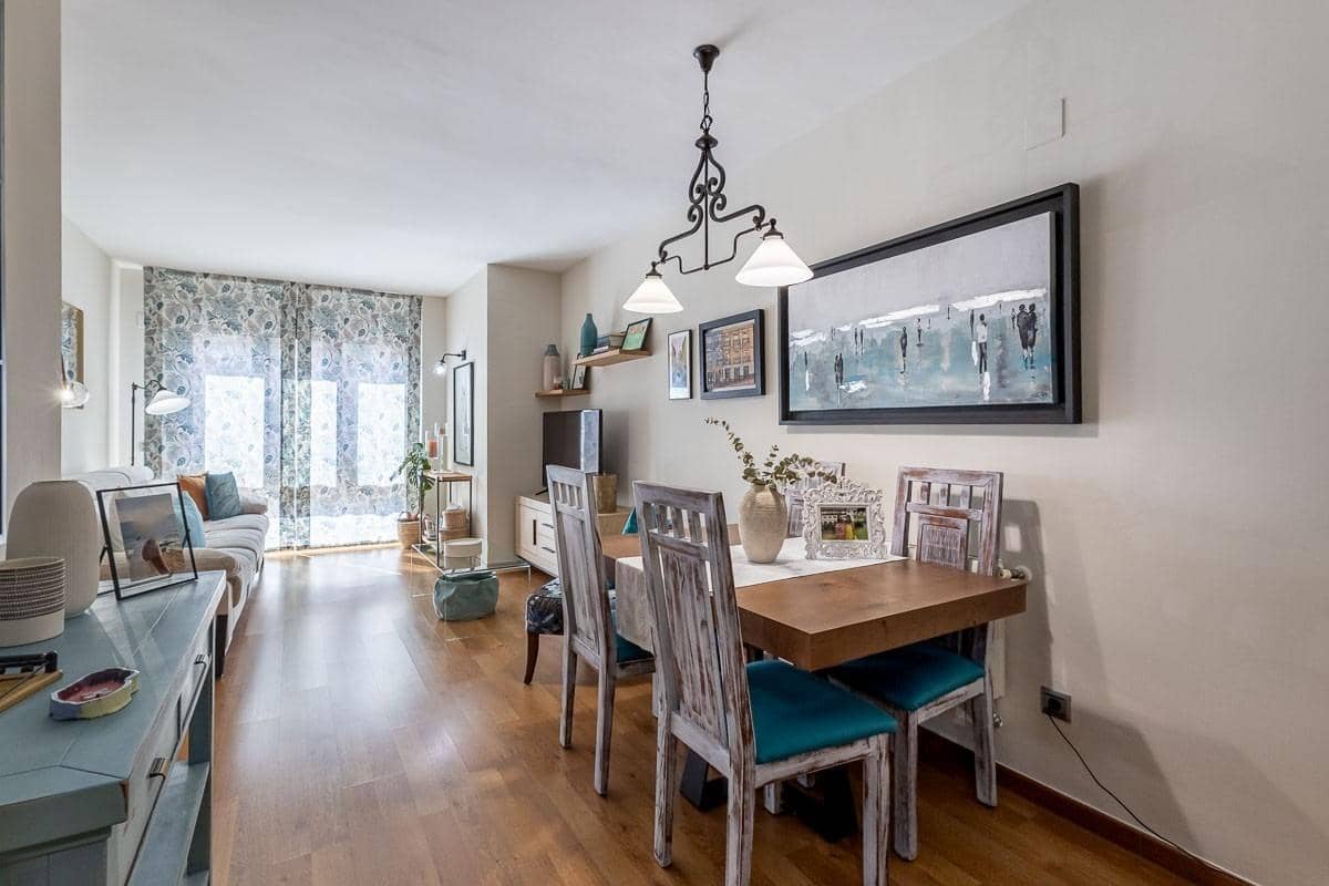 3 Zimmer Wohnung zu verkaufen in Granada Stadt mit Pool - 289.000 € (Ref: 9958153)
