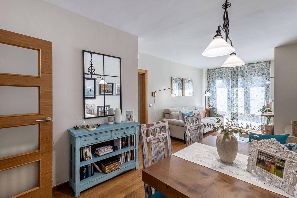 3 Zimmer Wohnung zu verkaufen in Granada Stadt mit Pool - 289.000 € (Ref: 9958153)