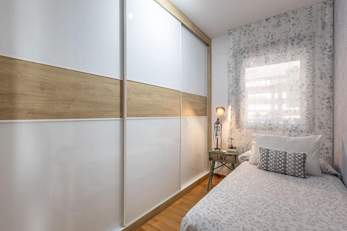 3 Zimmer Wohnung zu verkaufen in Granada Stadt mit Pool - 289.000 € (Ref: 9958153)