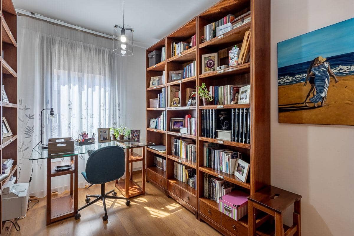 3 Zimmer Wohnung zu verkaufen in Granada Stadt mit Pool - 289.000 € (Ref: 9958153)