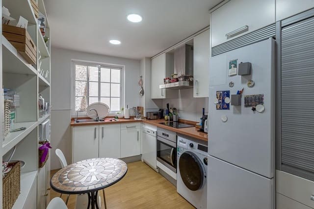 3 slaapkamer Flat te koop in Granada stad - € 615.000 (Ref: 9958155)