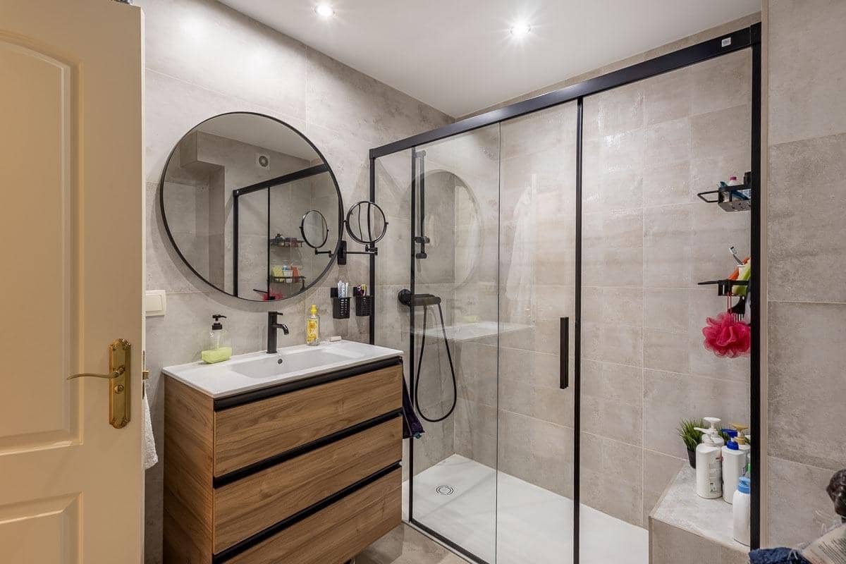 Piso de 4 habitaciones en Granada ciudad en venta - 615.000 € (Ref: 9958155)