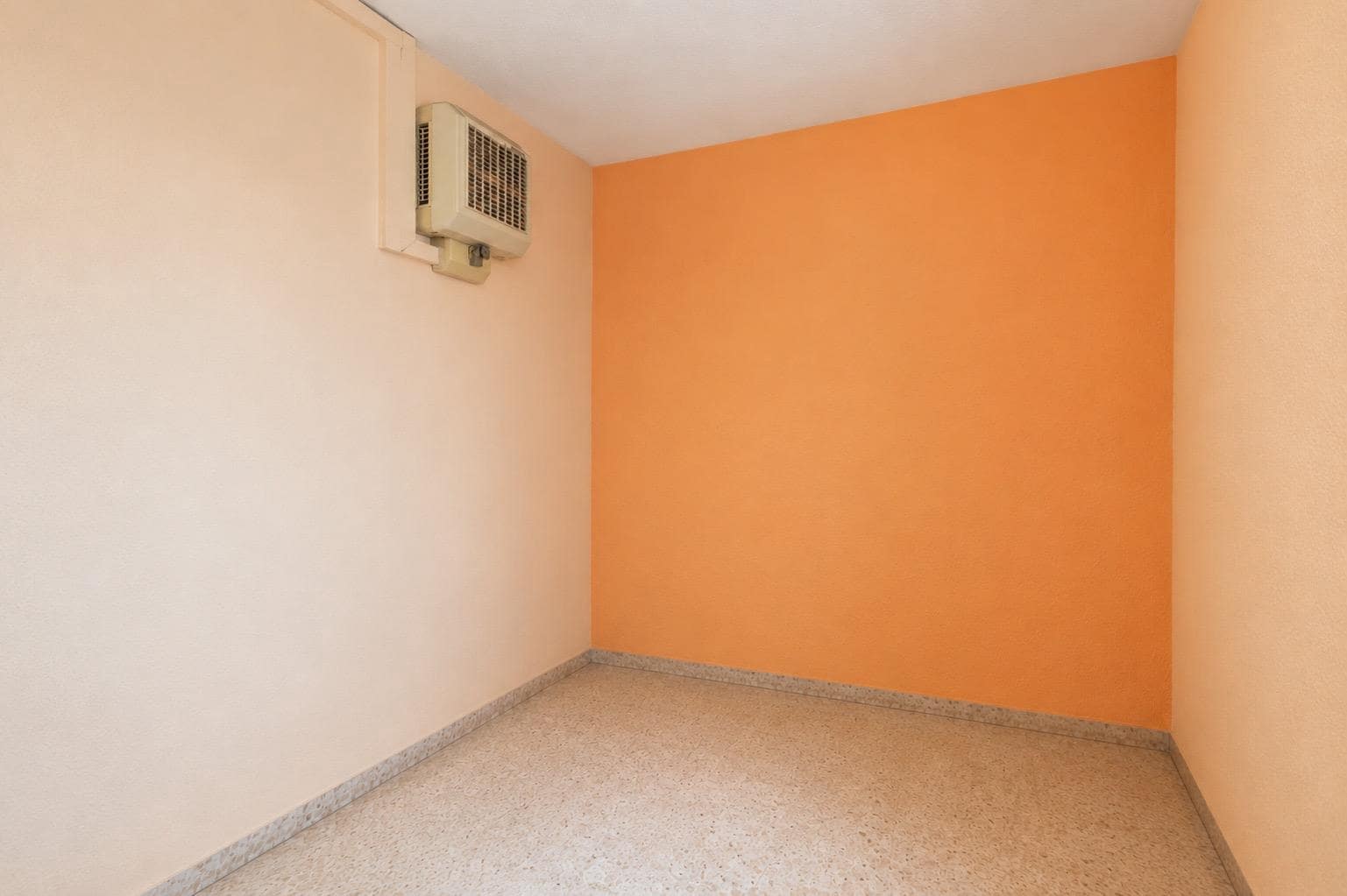 4 soveværelse Lejlighed til salg i Granada by - € 259.000 (Ref: 9959978)