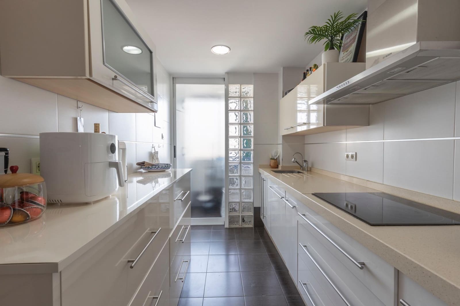 4 soveværelse Lejlighed til salg i Granada by - € 259.000 (Ref: 9959978)