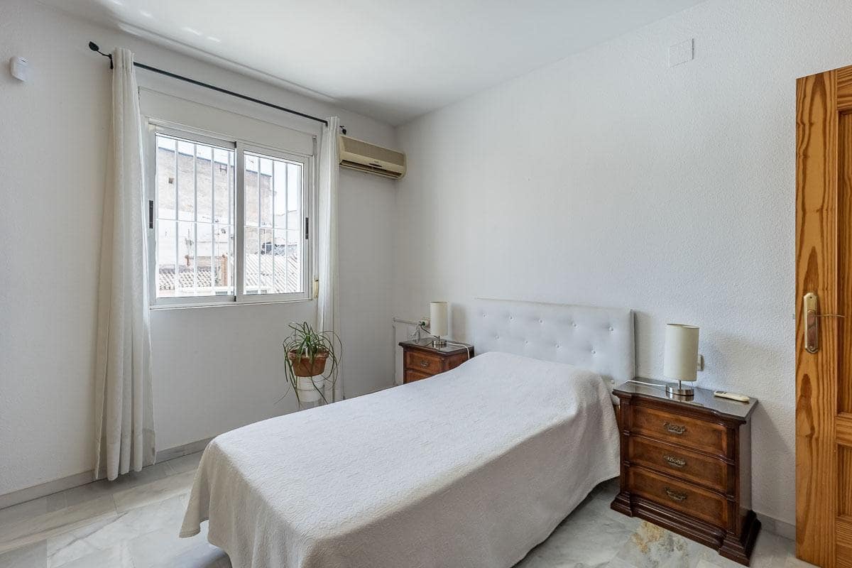 2 makuuhuone Asunto myytävänä paikassa Maracena - 167 200 € (Ref: 9959979)