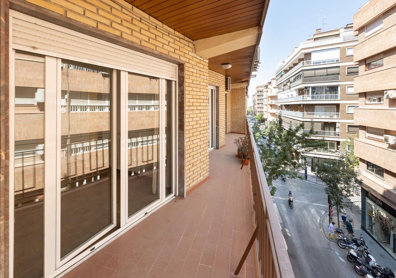 5 soverom Leilighet til salgs i Granada by med garasje - € 575 000 (Ref: 9959981)