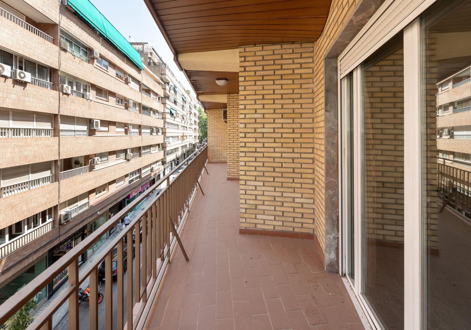 5 soverom Leilighet til salgs i Granada by med garasje - € 575 000 (Ref: 9959981)