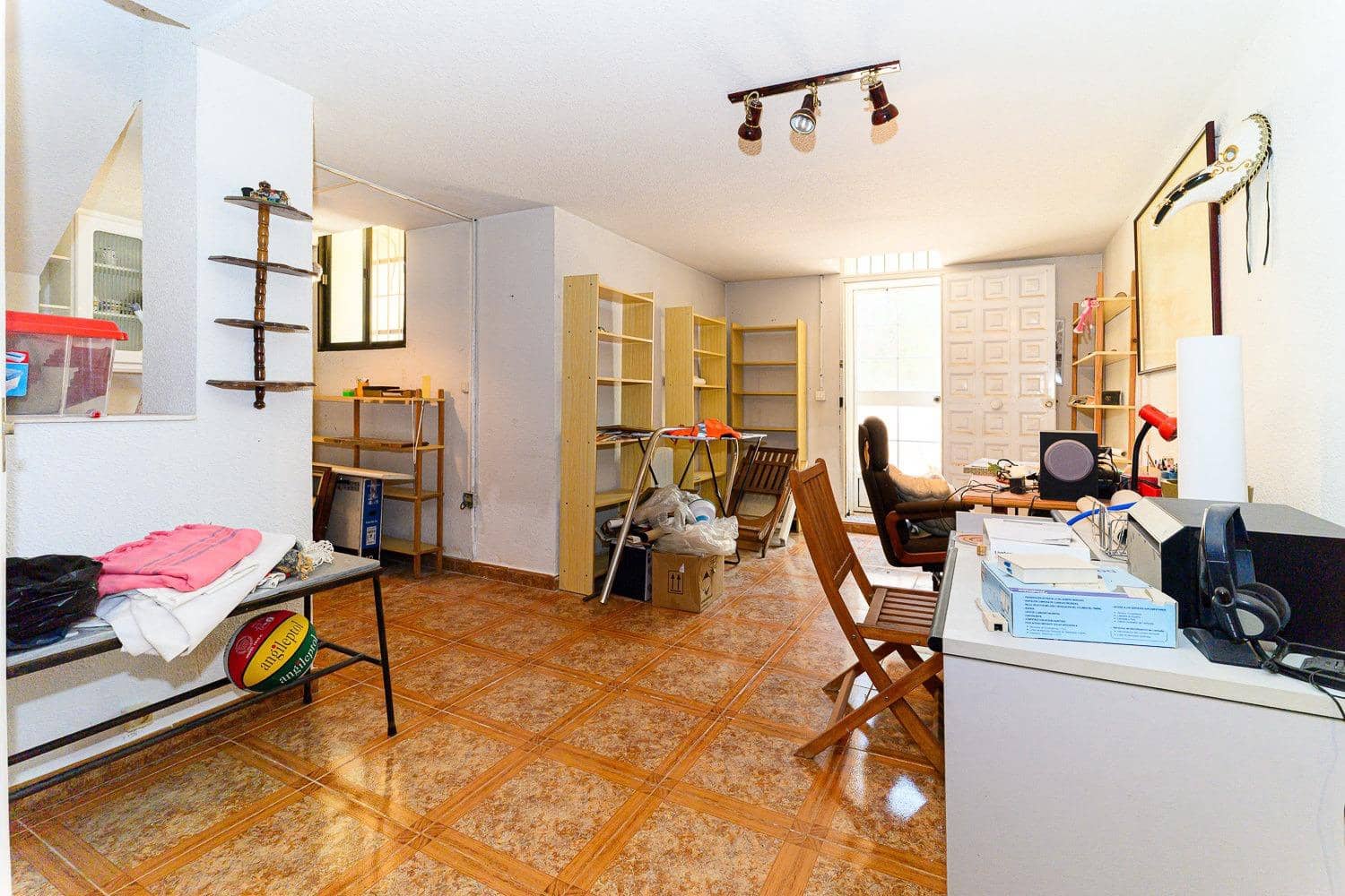 5 bedroom Villa for sale in Albolote with pool garage - € 368,000 (Ref: 9959982)