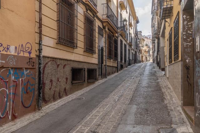 3 sovrum Lägenhet till salu i Granada stad - 269 900 € (Ref: 9959984)