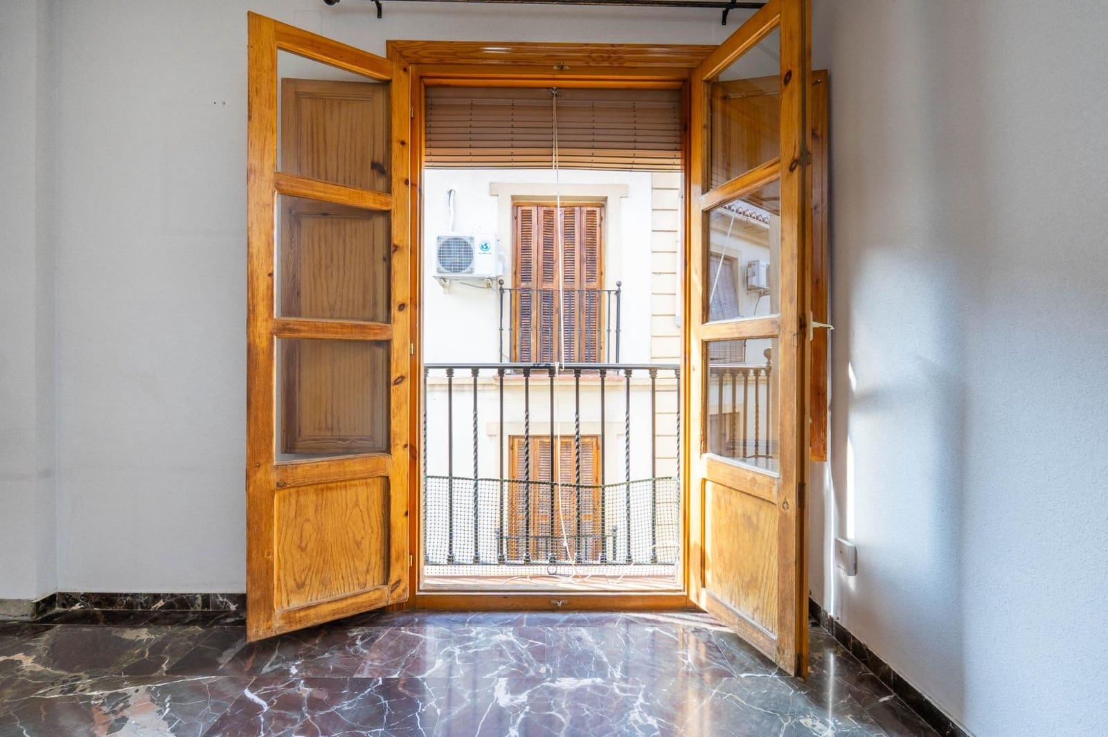 3 sovrum Lägenhet till salu i Granada stad - 269 900 € (Ref: 9959984)