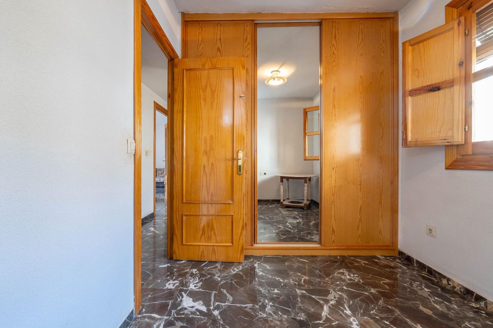 3 sovrum Lägenhet till salu i Granada stad - 269 900 € (Ref: 9959984)