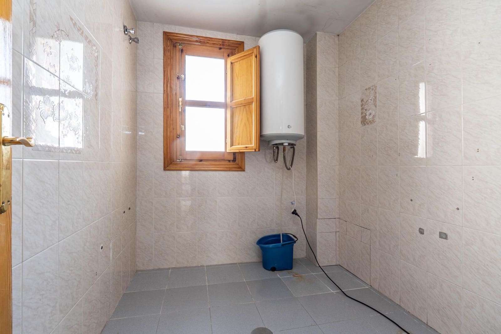 3 sovrum Lägenhet till salu i Granada stad - 269 900 € (Ref: 9959984)