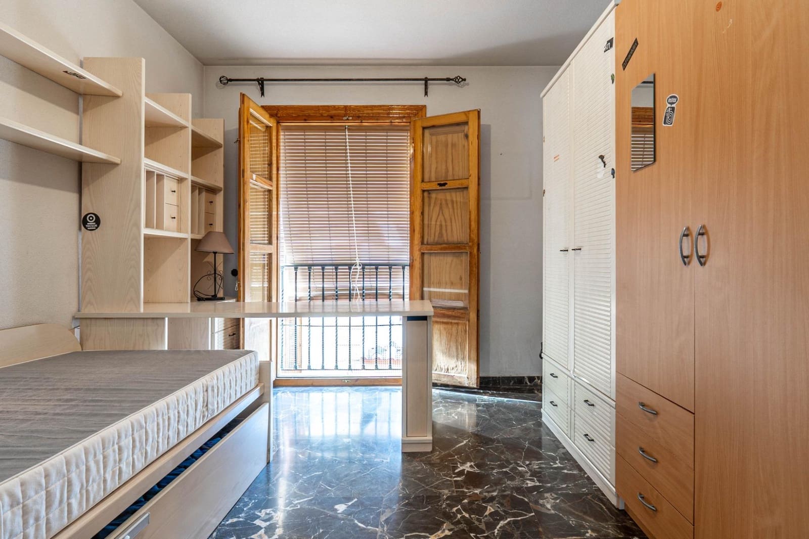 3 sovrum Lägenhet till salu i Granada stad - 269 900 € (Ref: 9959984)