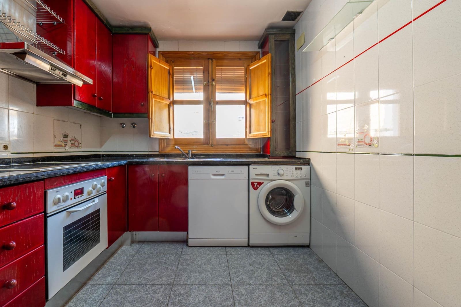 3 sovrum Lägenhet till salu i Granada stad - 269 900 € (Ref: 9959984)
