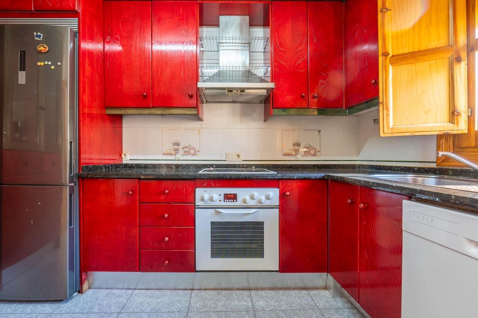 3 sovrum Lägenhet till salu i Granada stad - 269 900 € (Ref: 9959984)