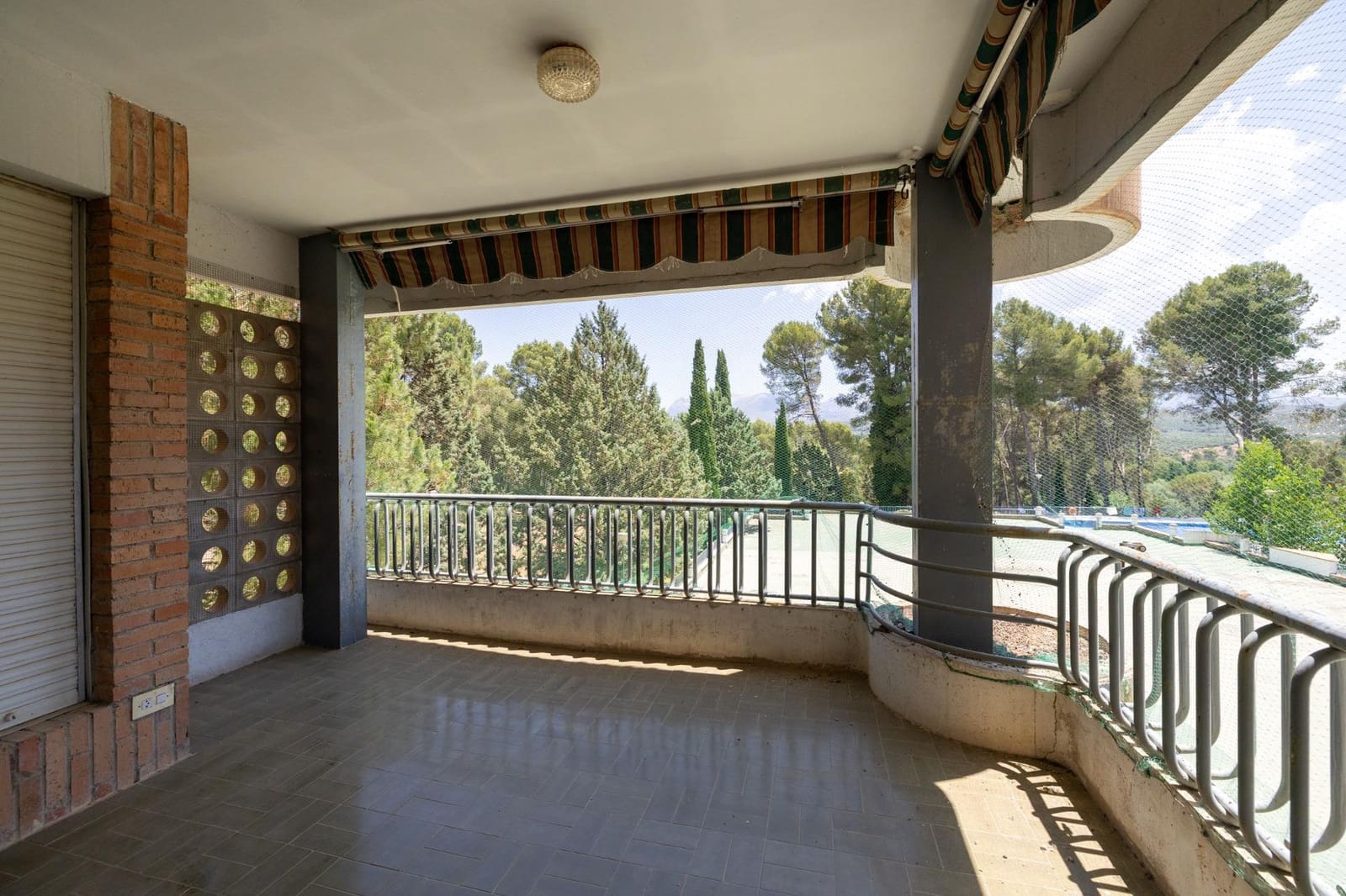 3 soveværelse Lejlighed til salg i Albolote med swimmingpool - € 155.000 (Ref: 9963390)