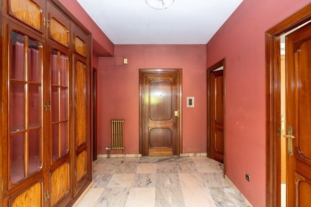4 chambre Appartement à vendre à Grenade ville avec garage - 850 000 € (Ref: 9963392)