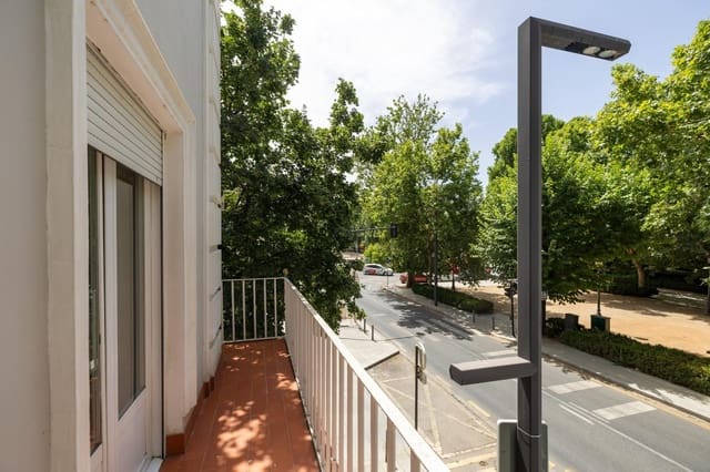 4 chambre Appartement à vendre à Grenade ville avec garage - 850 000 € (Ref: 9963392)