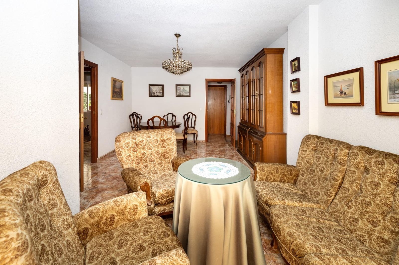 Piso de 3 habitaciones en Granada ciudad en venta - 250.000 € (Ref: 9965508)