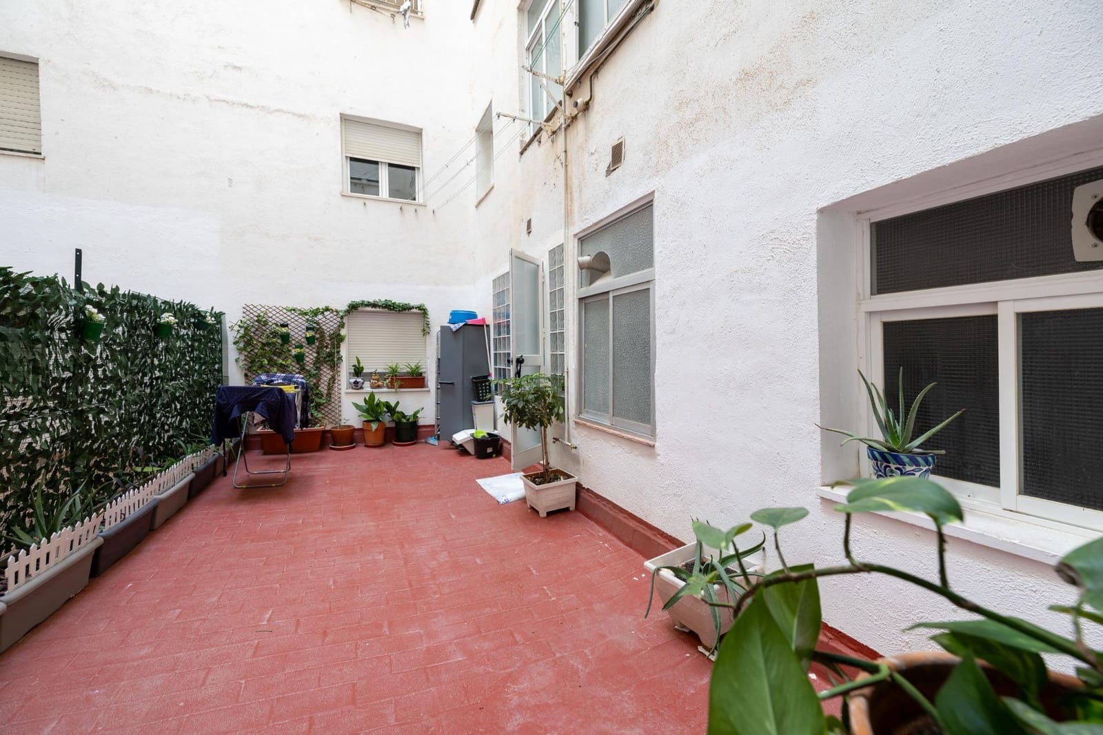 Piso de 3 habitaciones en Granada ciudad en venta - 250.000 € (Ref: 9965508)