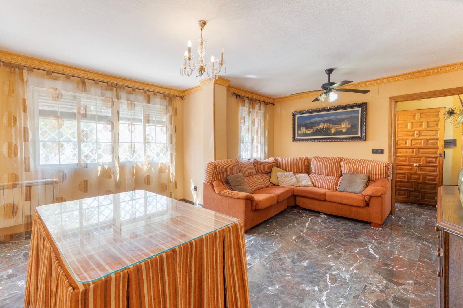 4 soveværelse Rækkehus til salg i Huetor Vega med garage - € 259.000 (Ref: 9965509)