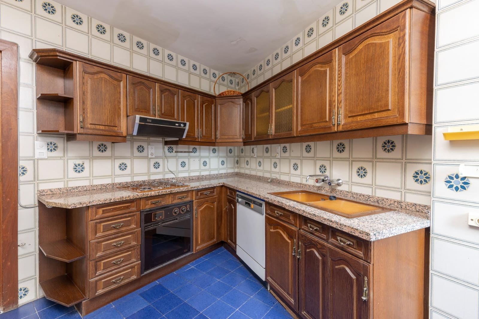 5 soverom Leilighet til salgs i Granada by med garasje - € 585 000 (Ref: 9965511)