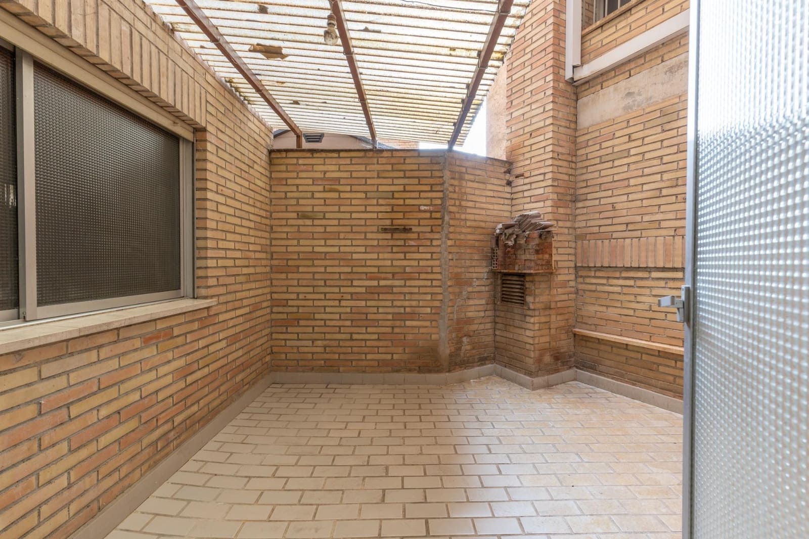 5 soverom Leilighet til salgs i Granada by med garasje - € 585 000 (Ref: 9965511)