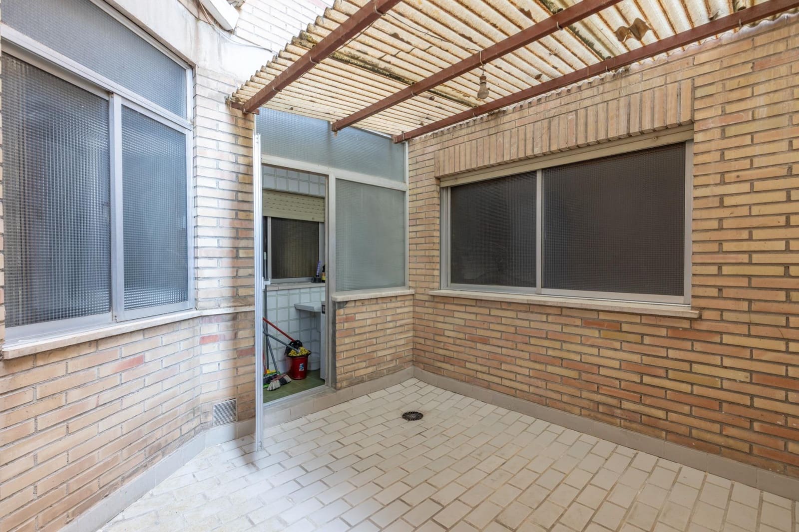 5 soverom Leilighet til salgs i Granada by med garasje - € 585 000 (Ref: 9965511)