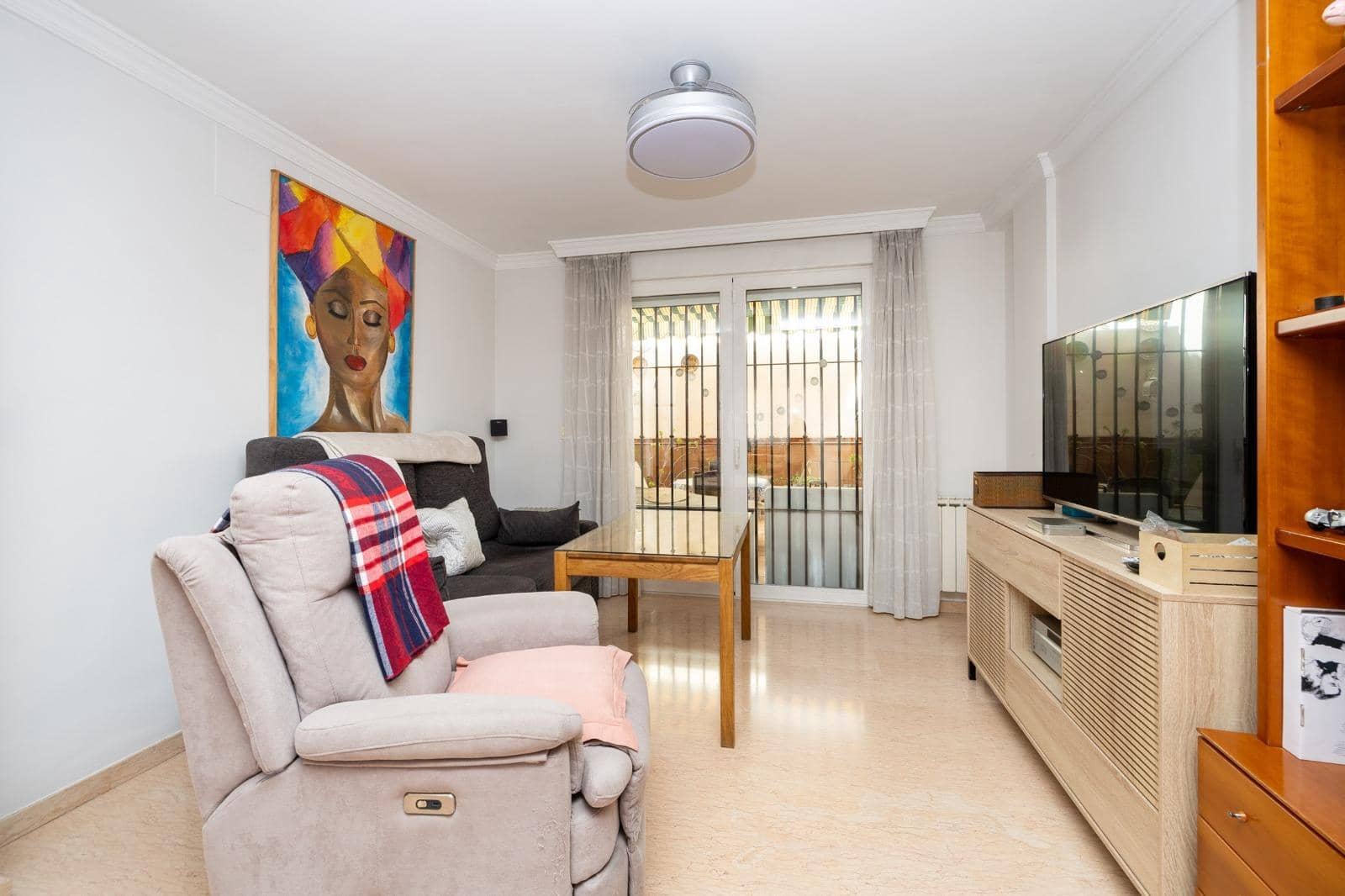 4 soveværelse Rækkehus til salg i Granada by med garage - € 495.000 (Ref: 9965513)