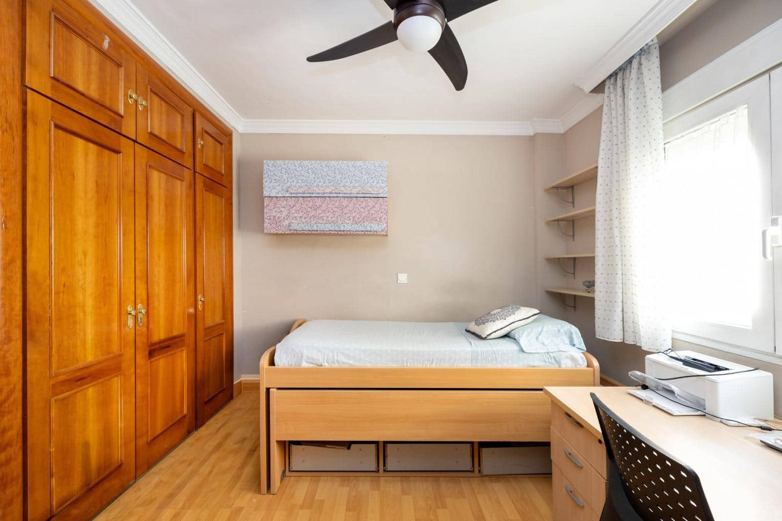 4 soveværelse Rækkehus til salg i Granada by med garage - € 495.000 (Ref: 9965513)