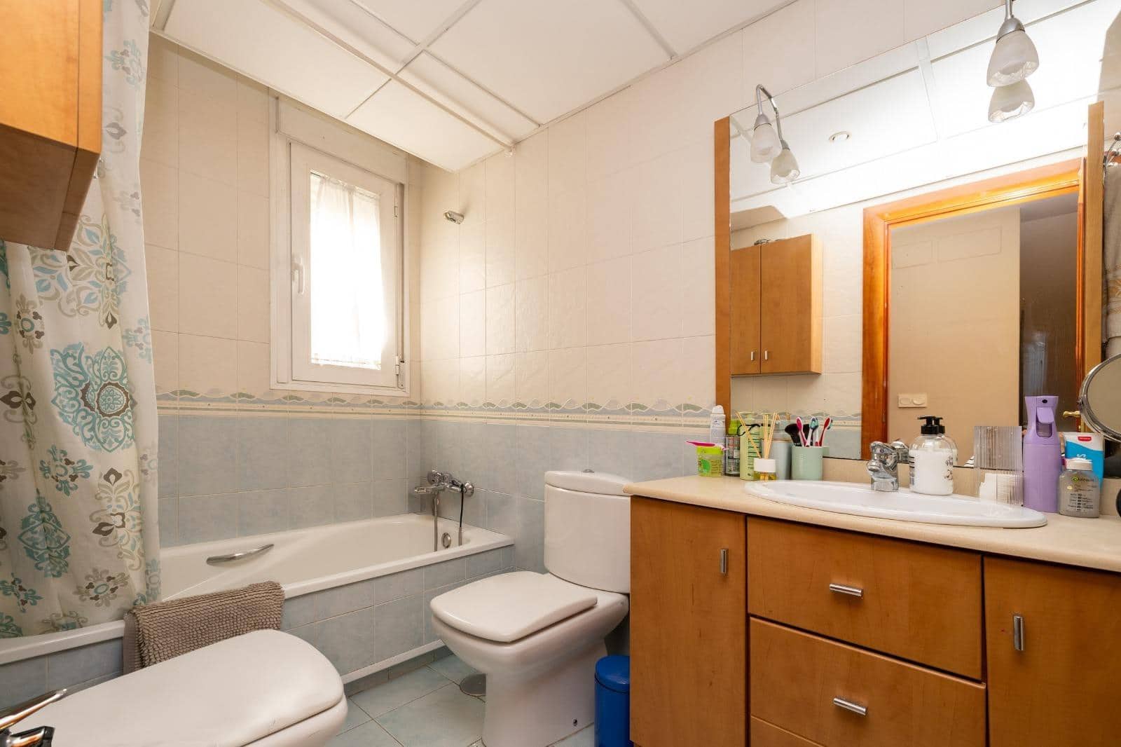 4 soveværelse Rækkehus til salg i Granada by med garage - € 495.000 (Ref: 9965513)