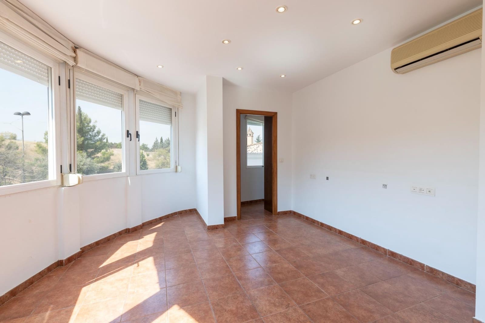 3 soveværelse Lejlighed til salg i Cajar med garage - € 209.000 (Ref: 9970807)