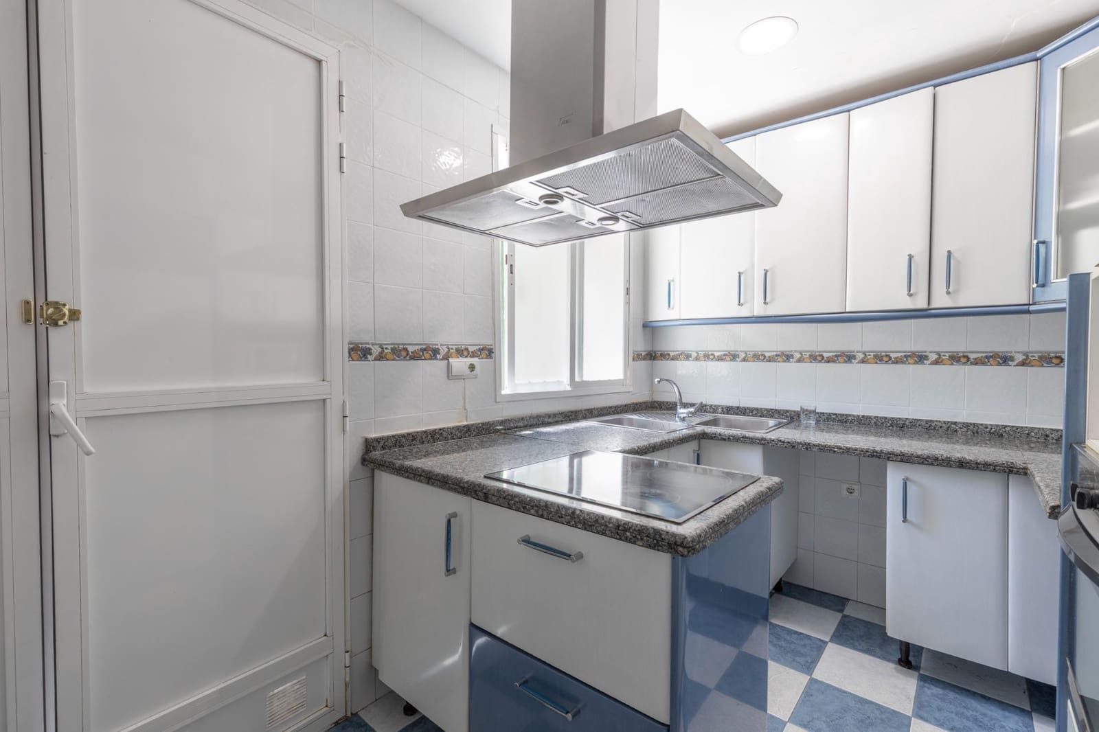 6 soverom Finca/Herregård til salgs i Granada by med svømmebasseng garasje - € 585 000 (Ref: 9970809)