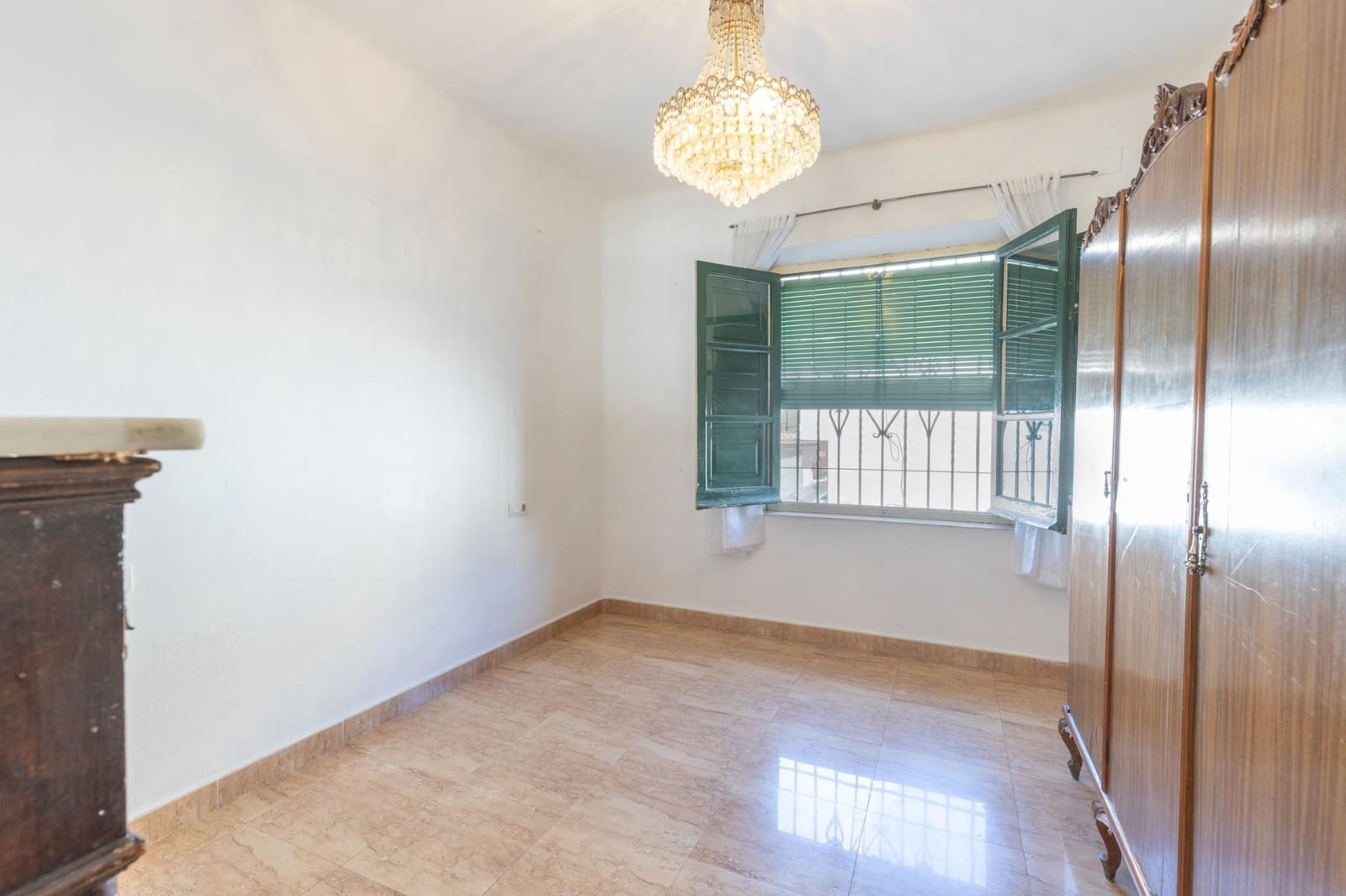 6 soverom Finca/Herregård til salgs i Granada by med svømmebasseng garasje - € 585 000 (Ref: 9970809)