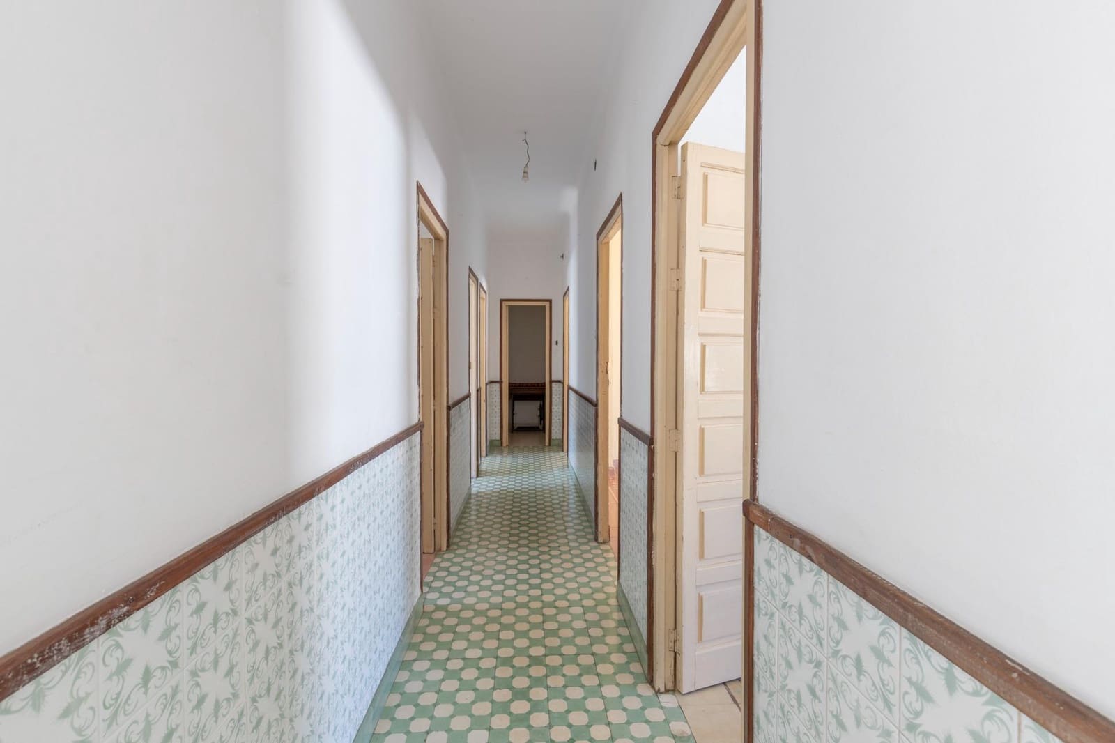 6 soverom Finca/Herregård til salgs i Granada by med svømmebasseng garasje - € 585 000 (Ref: 9970809)