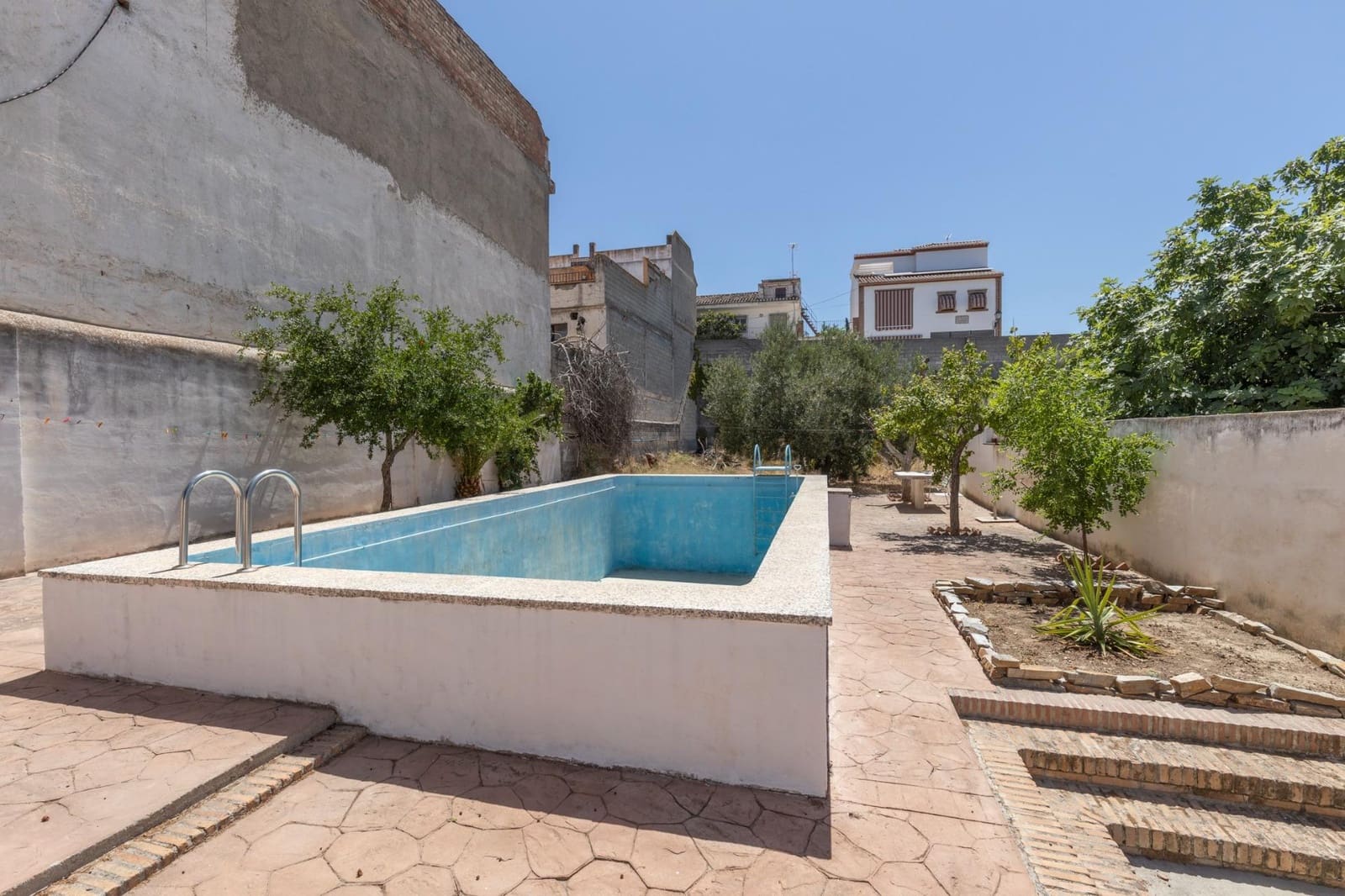 6 soverom Finca/Herregård til salgs i Granada by med svømmebasseng garasje - € 585 000 (Ref: 9970809)