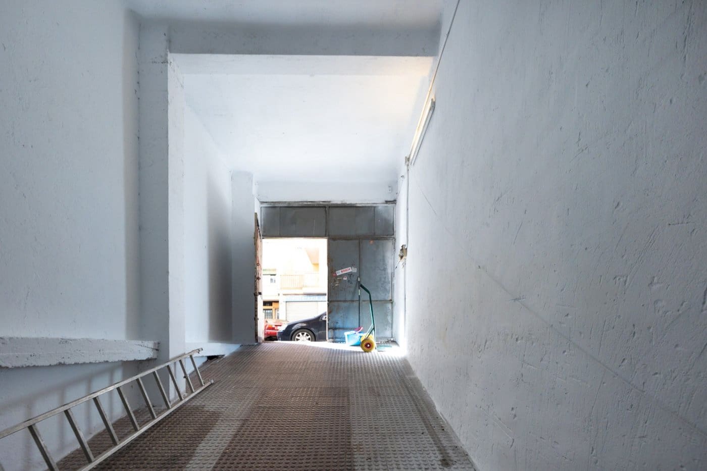 Garage til salg i Granada by - € 158.000 (Ref: 9970811)
