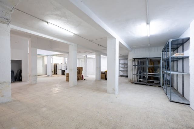 Garage til salg i Granada by - € 158.000 (Ref: 9970811)