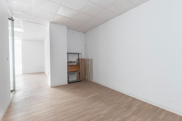 1 slaapkamer Commercieel te koop in Zaidin, Granada stad - € 170.000 (Ref: 9970812)
