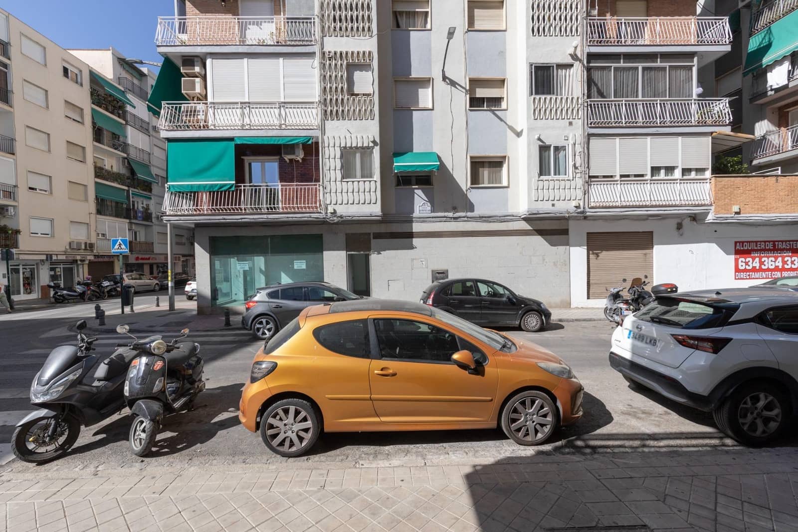 1 bedroom Commercial for sale in Granada city - € 170,000 (Ref: 9970812)