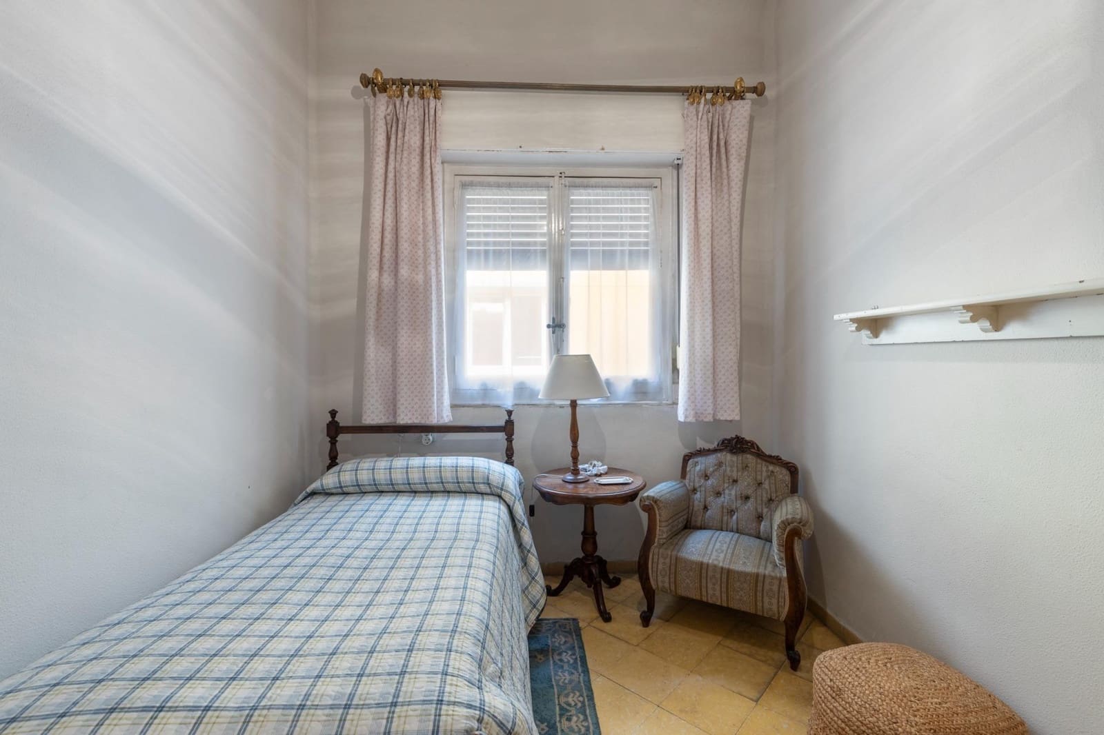 5 bedroom Flat for sale in Granada city - € 650,000 (Ref: 9973531)