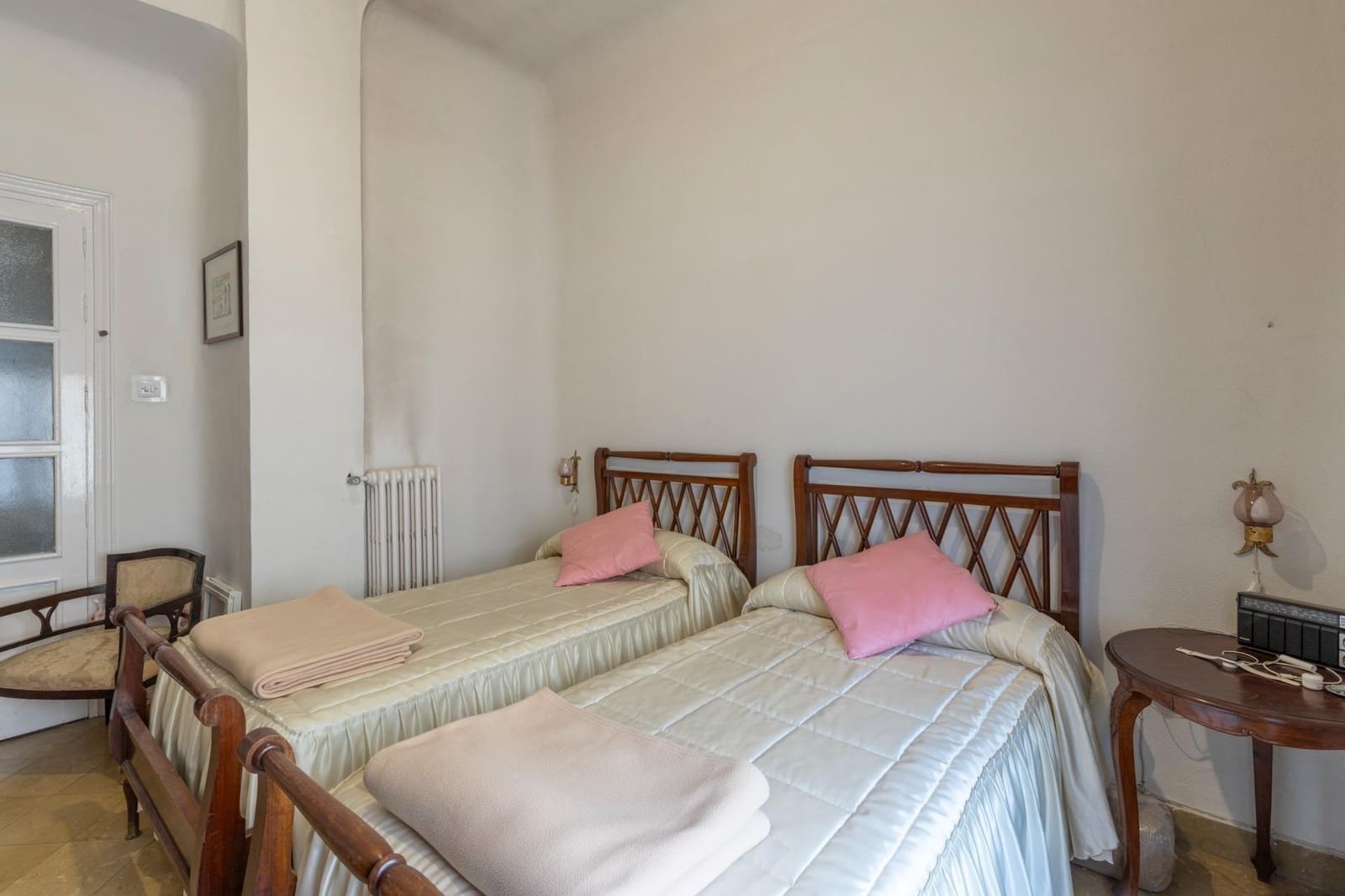 5 bedroom Flat for sale in Granada city - € 650,000 (Ref: 9973531)