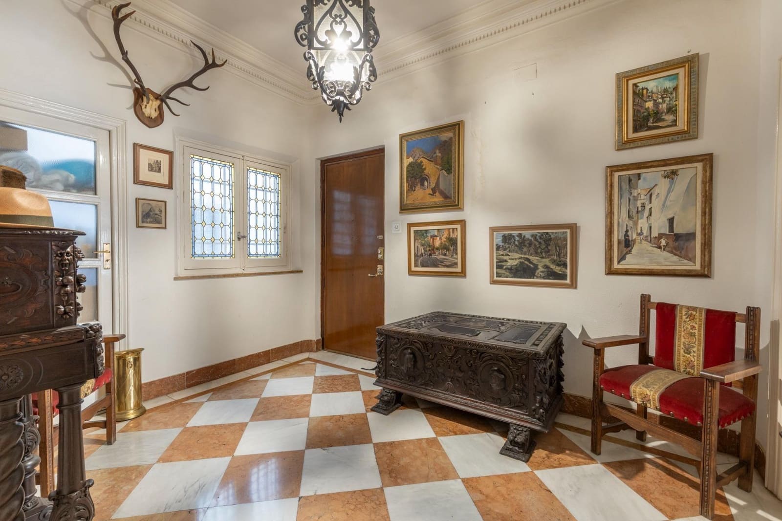 5 bedroom Flat for sale in Granada city - € 650,000 (Ref: 9973531)