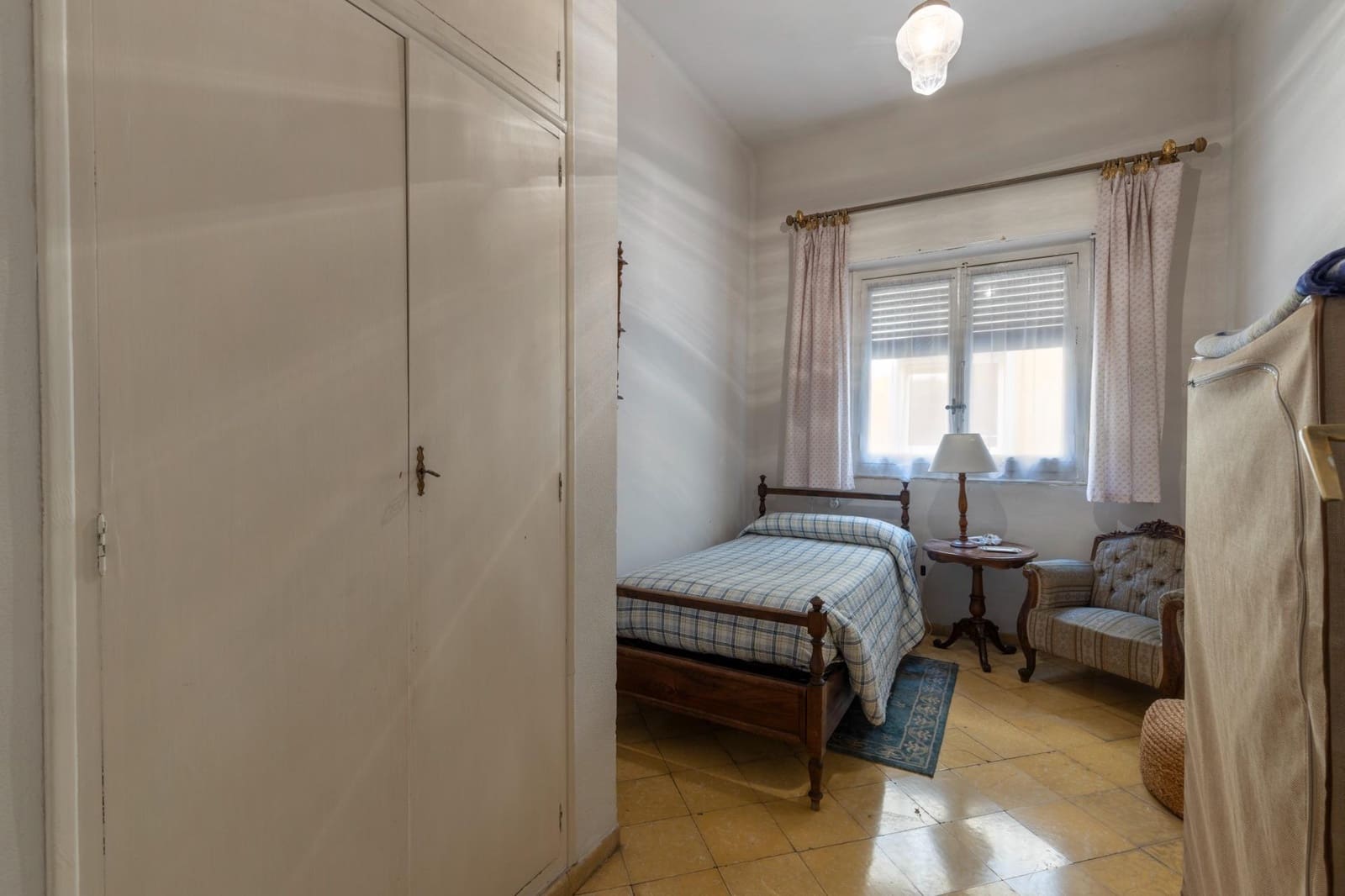 5 bedroom Flat for sale in Granada city - € 650,000 (Ref: 9973531)