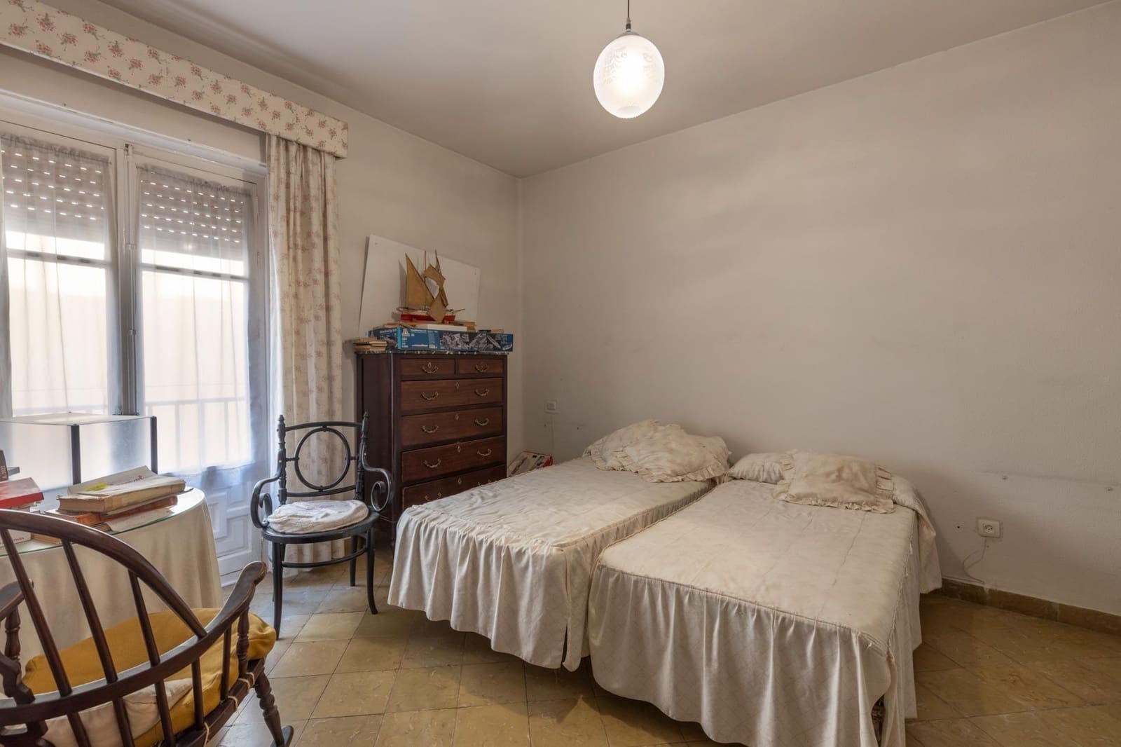 5 bedroom Flat for sale in Granada city - € 650,000 (Ref: 9973531)