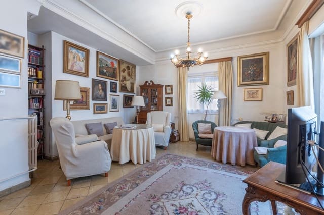 5 quarto Apartamento para venda em Centro, Granada cidade - 650 000 € (Ref: 9973531)