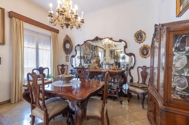 5 quarto Apartamento para venda em Centro, Granada cidade - 650 000 € (Ref: 9973531)