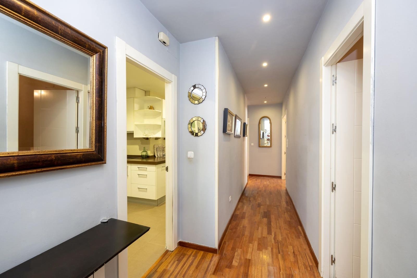Piso de 3 habitaciones en Granada ciudad en venta - 470.000 € (Ref: 9973532)