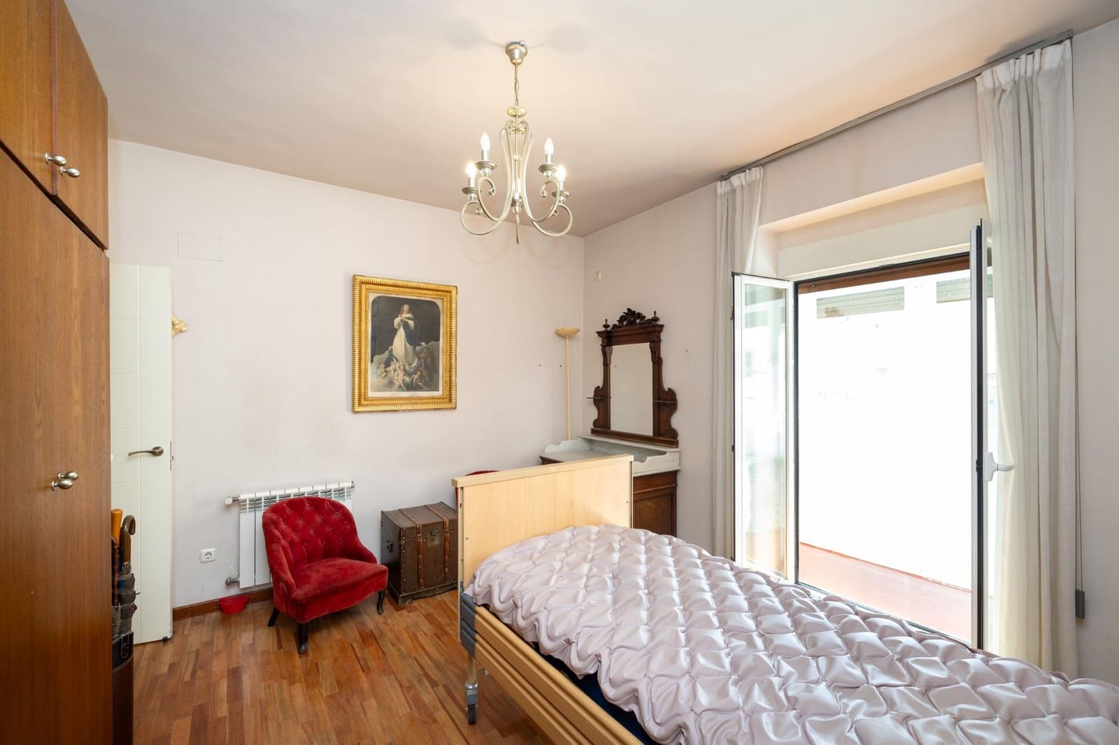 Piso de 3 habitaciones en Granada ciudad en venta - 470.000 € (Ref: 9973532)