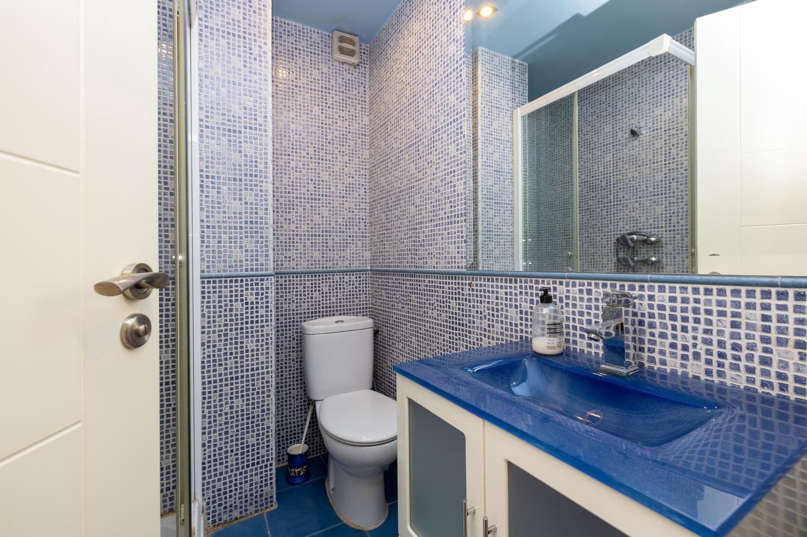 Piso de 3 habitaciones en Granada ciudad en venta - 470.000 € (Ref: 9973532)
